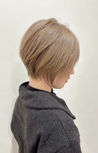 ショート カラー 高橋 優実のヘアスタイル