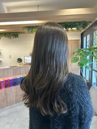ロング 透明感カラー レイヤー/むつきのヘアスタイル