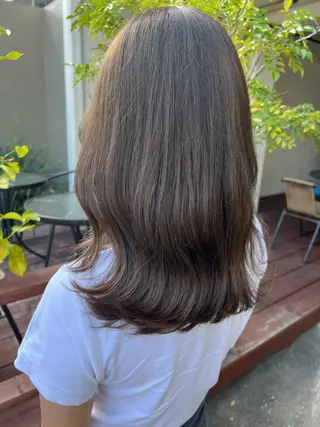 ミディアム カラー コバヤシ タイジュのヘアスタイル