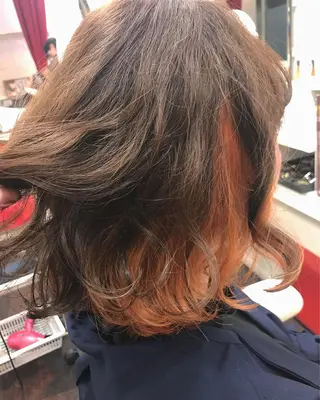 ミディアム カラー 岩谷/ブリーチ 🪽透明感カラーのヘアスタイル
