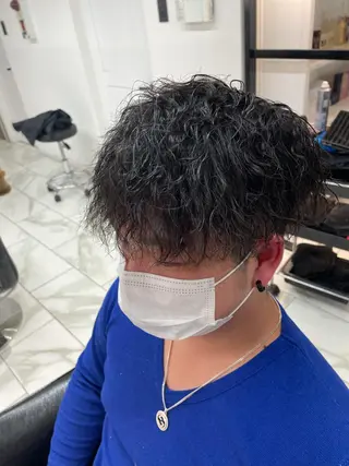 メンズ 大阪美容師 井上智博のヘアスタイル