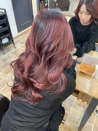 ロング カラー YUI/ ブリーチカラー🌷のヘアスタイル