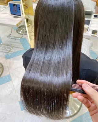 ロング カラー ✨コテ巻き風パーマ ✨川合佑哉のヘアスタイル