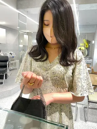 ロング カラー 遠藤 眞実のヘアスタイル