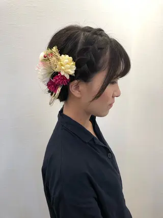 ヘアアレンジ ツノガイ エリのヘアスタイル