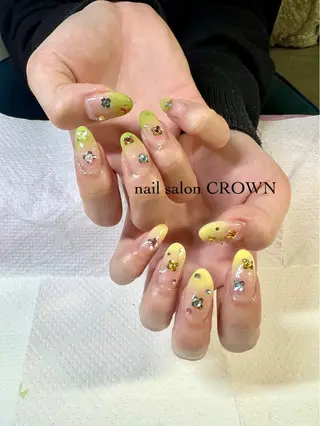 ネイル nail salon CROWNのネイルデザイン