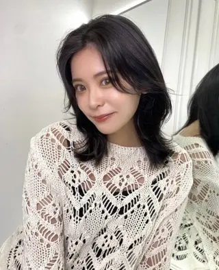 カラー Cocoro 艶カラーのヘアスタイル