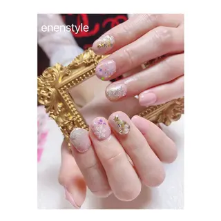ショート ネイル 👑enen style👑のネイルデザイン