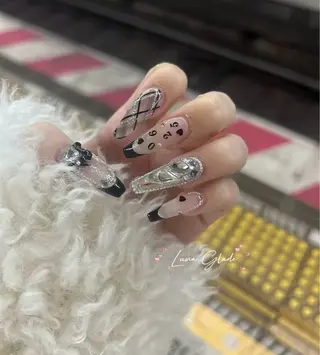 ネイル Luna Gladeのネイルデザイン