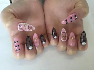 ネイル 💎🐰 saki. m 🐰💎のネイルデザイン