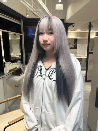 ロング kanta 梅田 韓国ハイトーンのヘアスタイル