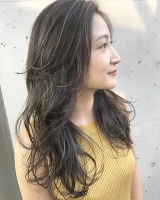 ロング カラー 韓×中くびれヘア💋 髪質改善宇塚元哉💓のヘアスタイル
