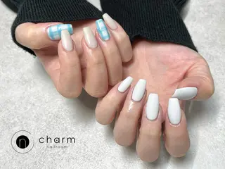 ネイル ネイルルーム チャームのネイルデザイン
