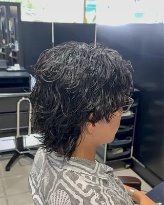 ミディアム パーマ メンズ 【フェザーパーマ】 【縮毛矯正】鶴田文のヘアスタイル