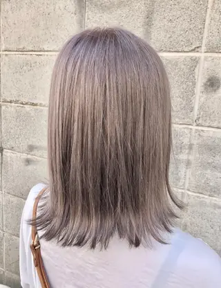 ミディアム カラー ダブルスキルエクステ /羽エクステ白石宇由のヘアスタイル