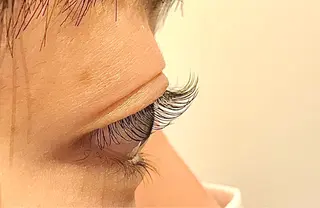 マツエク・マツパ 矢部 奈々の眉毛・アイブロウイメージ