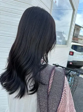 セミロング 半田 知穂のヘアスタイル