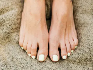 ネイル PROVE 彩華のネイルデザイン