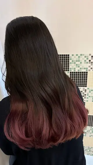 ロング カラー 🍓ハイトーンカラー 🎀nene🍓のヘアスタイル