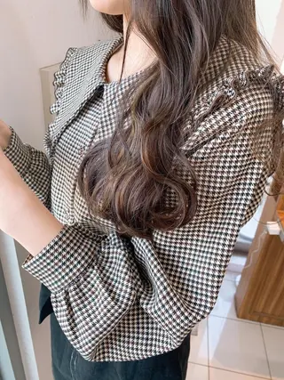 ロング カラー パーマ ヘアアレンジ 白髪ぼかしハイライト 柳川拓哉のヘアスタイル