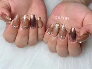ネイル mison 安形友花のネイルデザイン