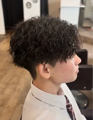 ミディアム パーマ メンズ 梅垣 紗英のヘアスタイル