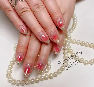 ネイル R.beauty サロンのネイルデザイン