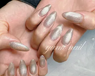 ネイル 𝐲𝐮𝐦𝐢🎀 長さ出しデザイン専門のネイルデザイン