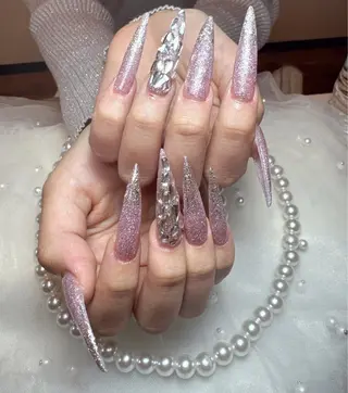 ネイル リセス 高田馬場💎のネイルデザイン