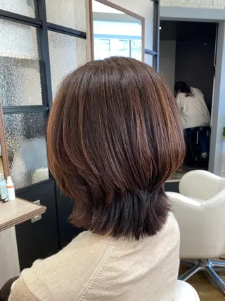 ミディアム 艶感🫧透明感カラー YUKARIのヘアスタイル