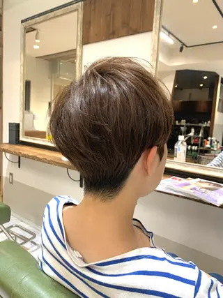 ショート カラー rinrin 天文館のヘアスタイル