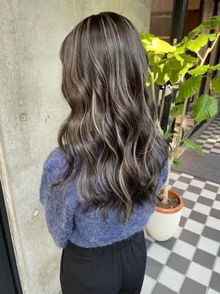 ロング カラー LUSTRE クロサワのヘアスタイル