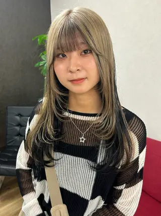 ロング カラー レイヤー/インナー カラー🦋ルイのヘアスタイル