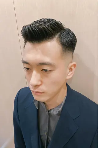 ショート パーマ メンズ 山田 哲平のヘアスタイル