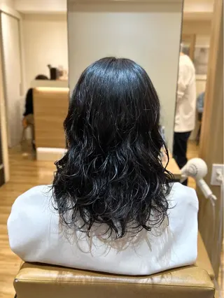 パーマ 🍒艶髪✨ 秋冬🍒モテヘアー✨のヘアスタイル