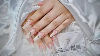 ネイル AKIKO ネイルサロンのネイルデザイン
