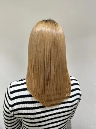 ロング 近藤 李香のヘアスタイル