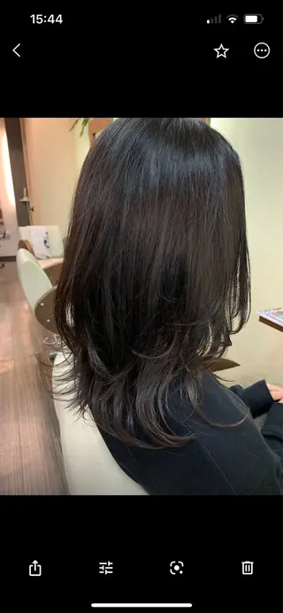 セミロング カラー 高松 歩のヘアスタイル