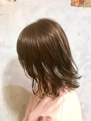 ミディアム 新井 広樹のヘアスタイル