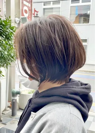 ショート 西形 梨瑚のヘアスタイル