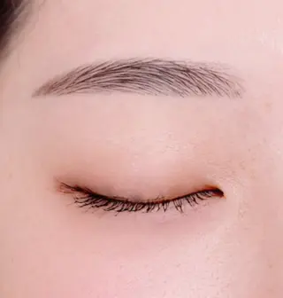 アイブロウ すみれGlow-up Beautyのマツエク・マツパデザイン