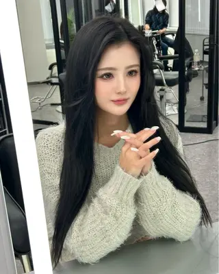 ロング カラー nanaka 🤍韓国ワンホンヘアのヘアスタイル