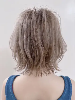 カラー 井上 ゆきのヘアスタイル
