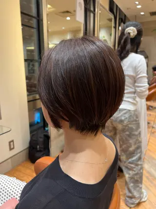 ショート 村中 逸紀のヘアスタイル