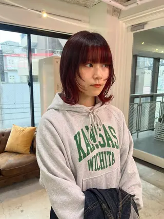 カラー 💥ウルフカット デザインあんな💥のヘアスタイル