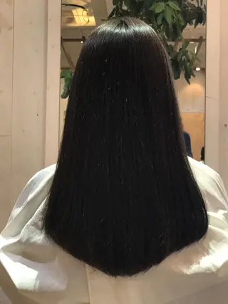 ロング 長尾 桃佳のヘアスタイル