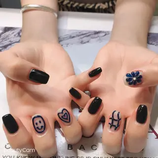 ネイル ガレンドウ 白澤 愛子のネイルデザイン