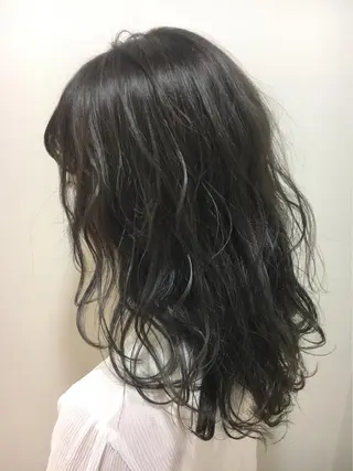 ミディアム カラー 永井 大希のヘアスタイル