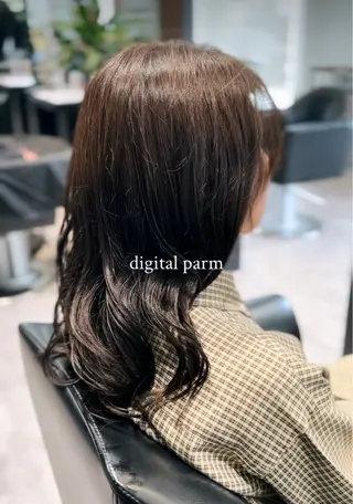 パーマ 亀井 慎太郎のヘアスタイル