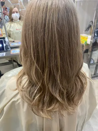 セミロング カラー くせ毛多毛特化 高橋　淳のヘアスタイル